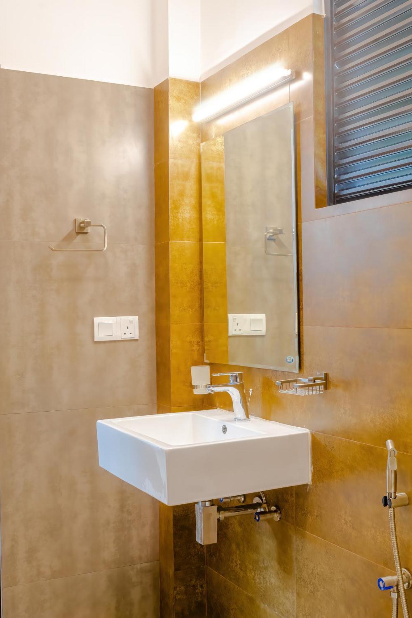 Ceylanro Transit Villa Negombo Exterior photo